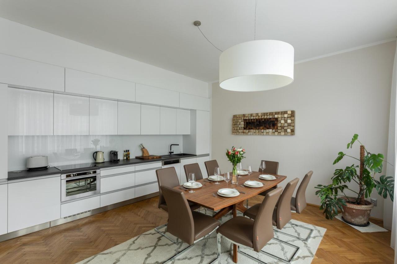 Deluxe Apartment In Old Town By Prague Days Eksteriør billede